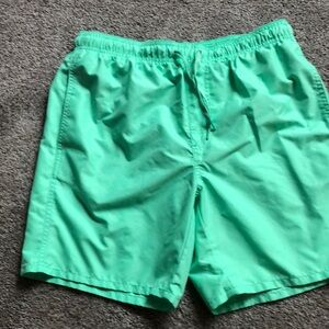 Men's swim trunks with mesh lining